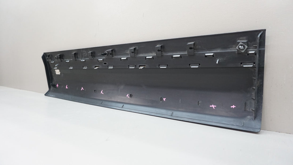 2017-2019 FORD EXPLORER FRONT RIGHT SIDE DOOR LOWER TRIM MOLDING OEM HB537820848