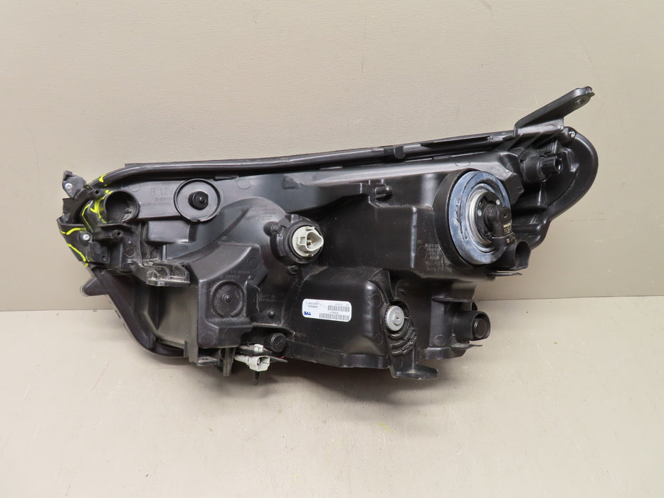 2016-2018 TOYOTA RAV-4 HEADLIGHT PASSENGER RIGHT HALOGEN LAMP OEM
