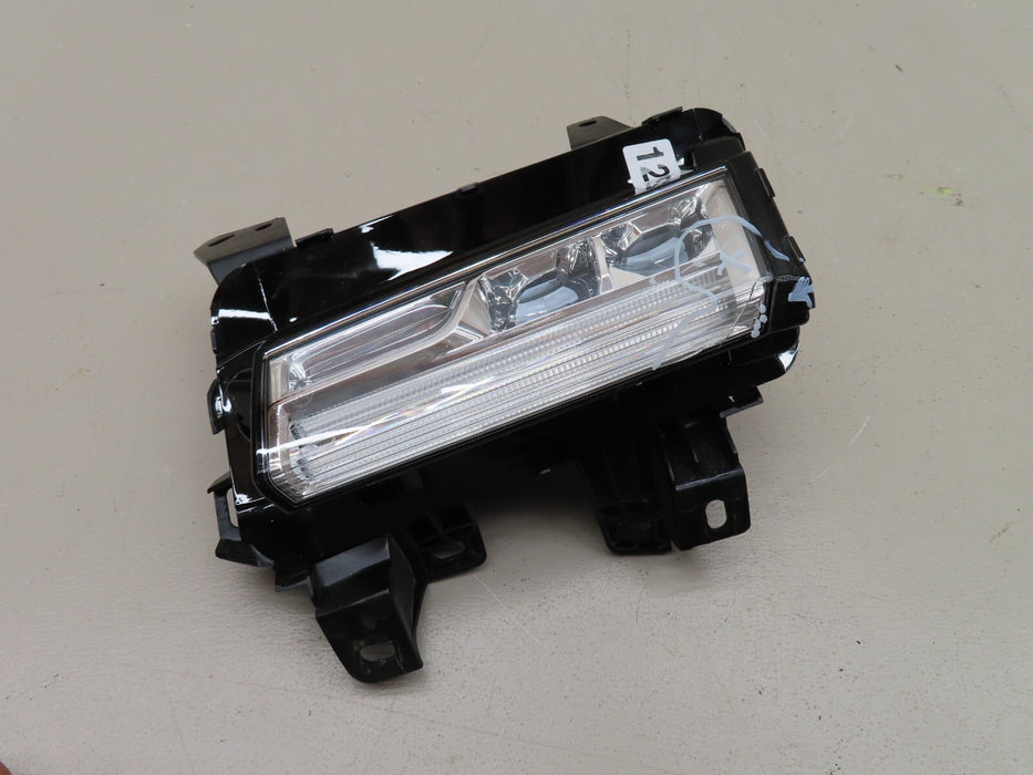 2017 - 2020 CADILLAC XT5 FRONT RIGHT PASSENGER SIDE FOG LIGHT DRL LED LAMP OEM