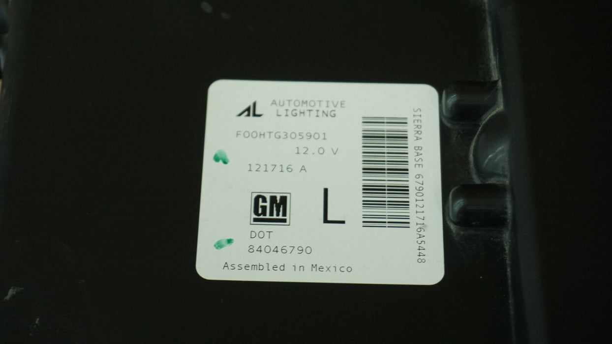 2016-2018 GMC SIERRA 1500 FRONT LEFT DRIVER SIDE HEADLIGHT HALOGEN OEM 84046790