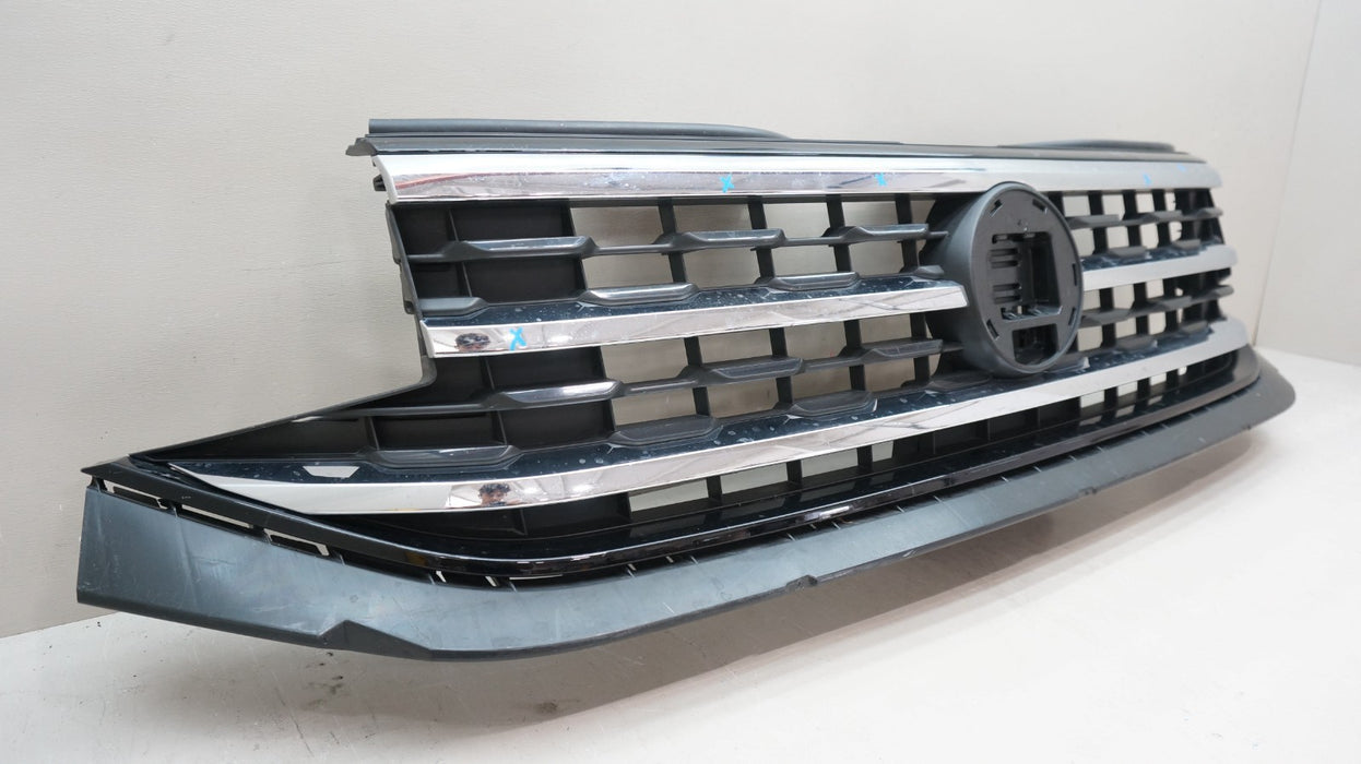 2020-2023 VOLKSWAGEN ATLAS FRONT UPPER RADIATOR GRILLE GRILL 3CM853653 OEM