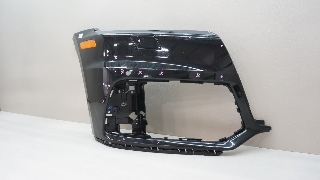 2018-2020 AUDI Q5 FRONT RIGHT SIDE BUMPER END CAP MOLDING 80A807438 OEM
