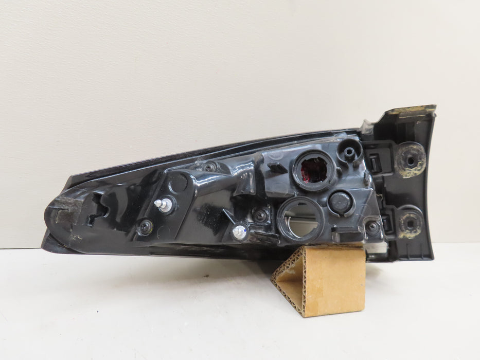 2020-2022 HYUNDAI IONIQ REAR RIGHT PASSENGER SIDE TAIL LIGHT OUTER OEM