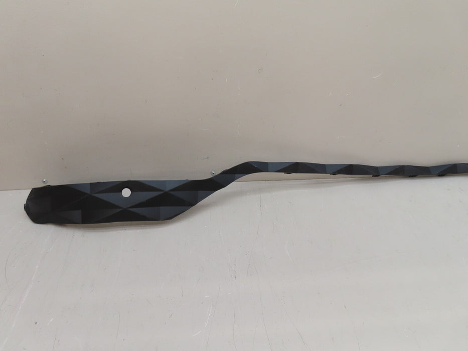 2022-2023 HYUNDAI TUCSON REAR CENTER BUMPER COVER MOLDING OEM 86696-N9050