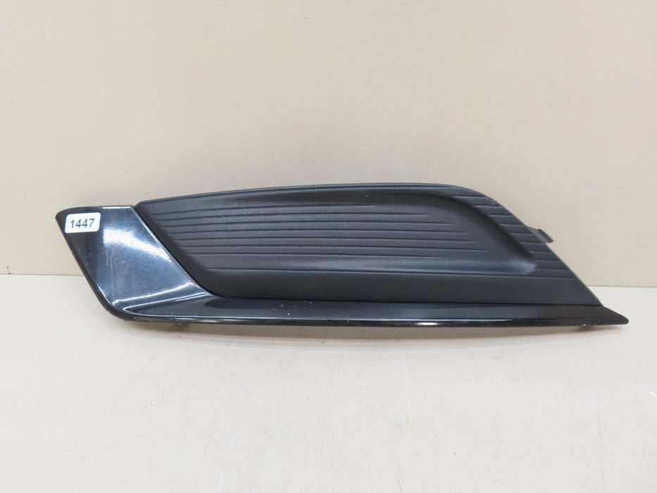 2017-2018 FORD FUSION FRONT BUMPER  LEFT DRIVER SIDE FOG LIGHT COVER OEM