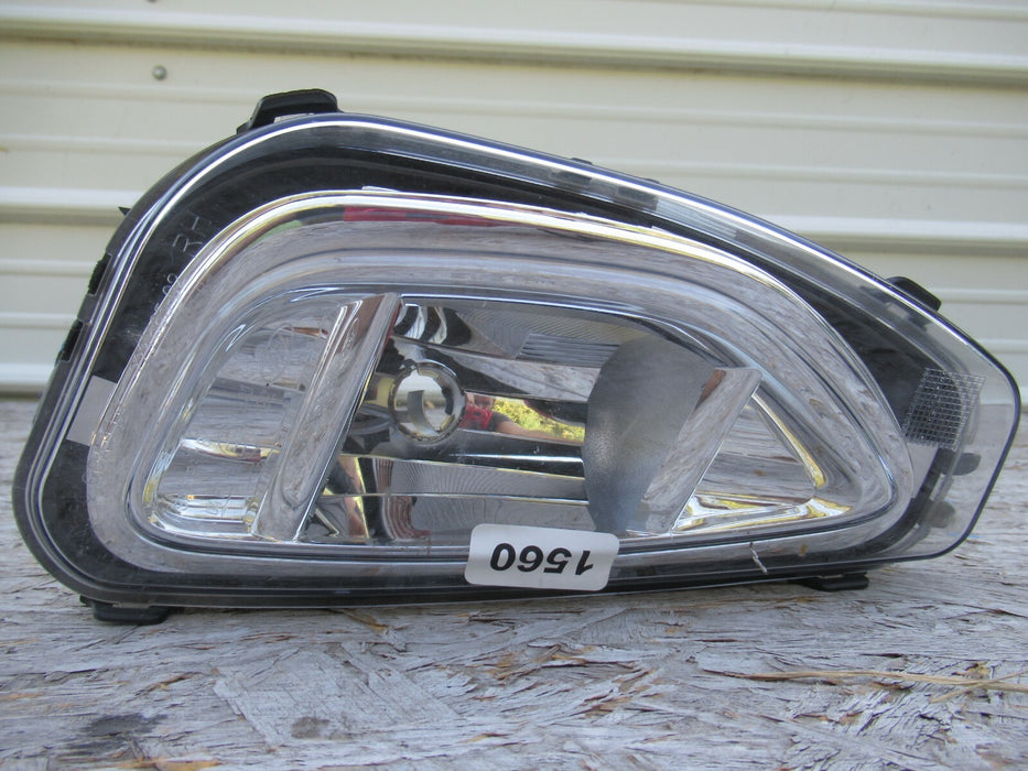 2020 FORD KUGA FRONT RIGHT PASSENGER SIDE FOG LIGHT LAMP LJ6B-15A255-AC 20 OEM