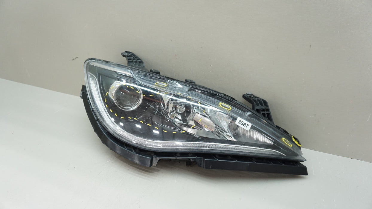 2017-2022 CHRYSLER PACIFICA FRONT RH RIGHT PASSENGER SIDE XENON HEADLIGHT OEM