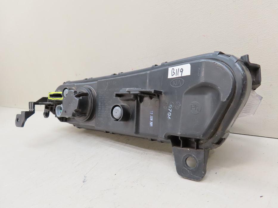 2020-2022 KIA SELTOS FRONT RIGH PASSENGER DAYTIME RUNNING LIGHT OEM 92109-Q5