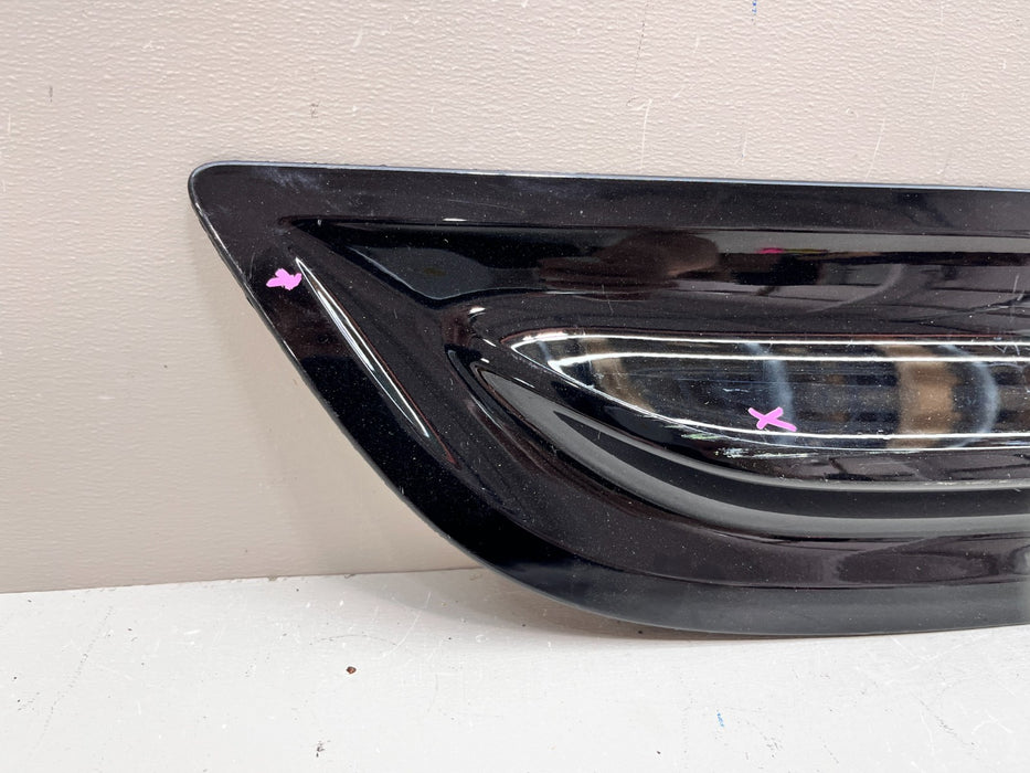 2015-2025 PORSCHE MACAN LH REAR DOOR LOWER MOLDING TRIM 95B.839.890.1R OEM