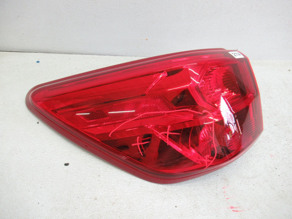 2017 - 2020 NISSAN PATHFINDER REAR LEFT DRIVER SIDE TAIL LIGHT TAILLAMP OEM