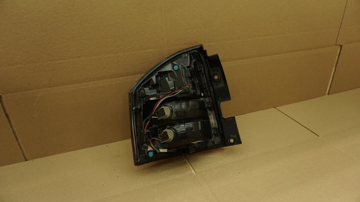 2014 2015 2016 2017 JEEP COMPASS REAR RIGHT PASSENGER SIDE TAIL LIGHT OEM
