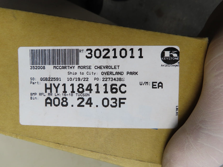 2016-2018 HYUNDAI TUCSON REAR LEFT BUMPER REFLECTOR TYC AFTERMARKET HY1184116C