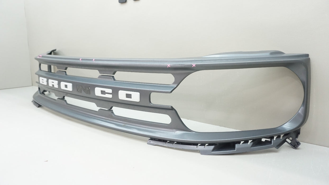 2021-2022 FORD BRONCO FRONT BUMPER GRILLE GRILL OEM M1PB-8200