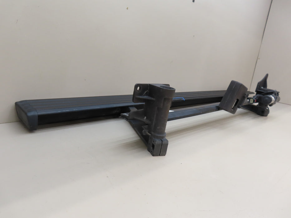 2022-2023 CHEVROLET-GMC SILVERADO/SIERRA 1500 RETRACTING RUNNING BOARD OEM