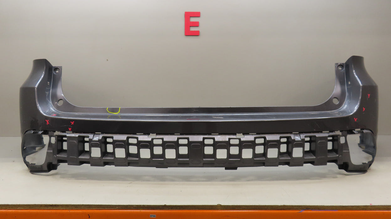 2014-2019 TOYOTA HIGHLANDER REAR BUMPER COVER OEM