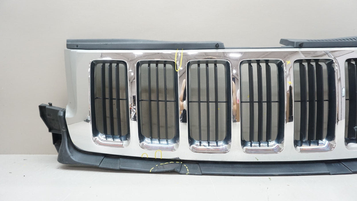 2011-2013 JEEP GRAND CHEROKEE FRONT UPPER RADIATOR GRILLE GRILL OEM 55079377AC