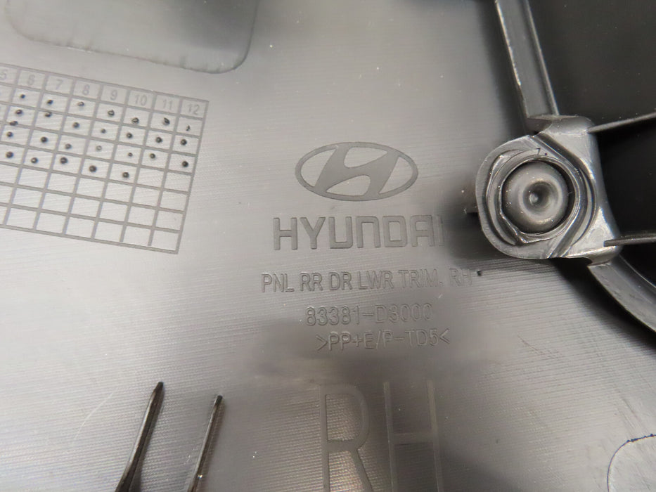 2016 2017 2018 HYUNDAI TUCSON REAR RIGHT PASSENGER DOOR PANEL OEM 83340-D3000