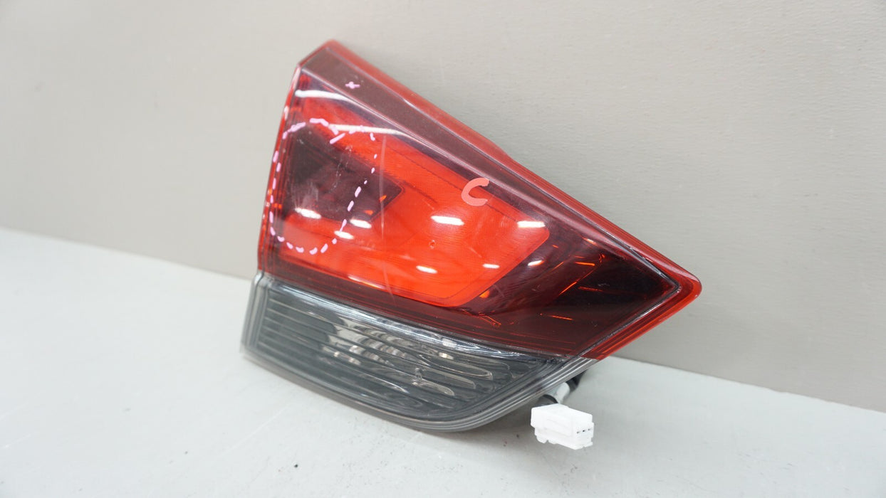 2017-2019 NISSAN ROGUE REAR LEFT DRIVERS SIDE INNER TAIL LIGHT OEM 17 18 19