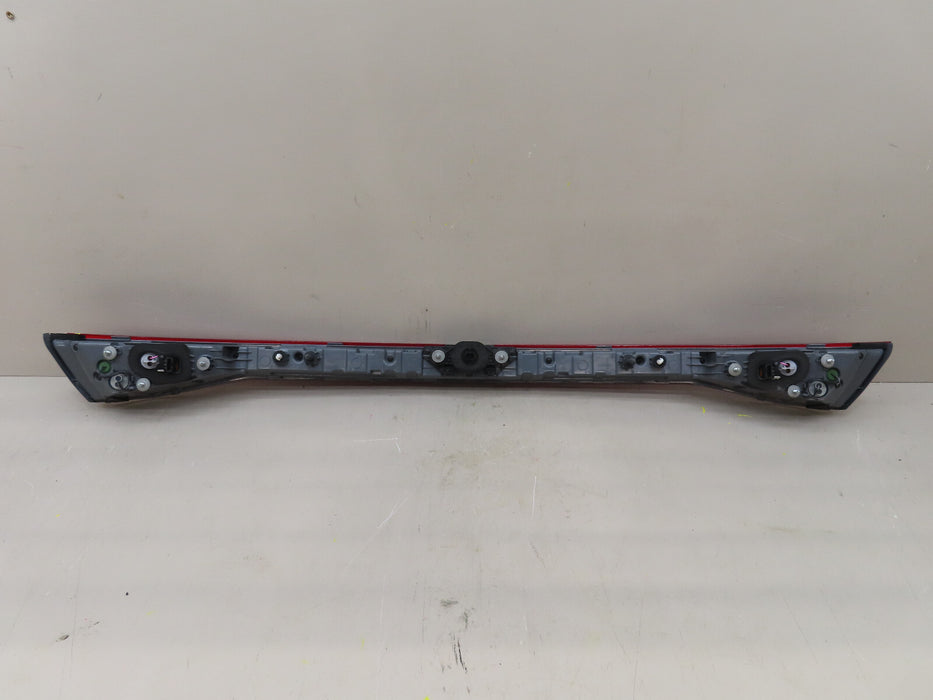 2021-2023 HYUNDAI ELANTRA TAIL LIGHT BRAKE LAMP PANEL OEM 92409AA020