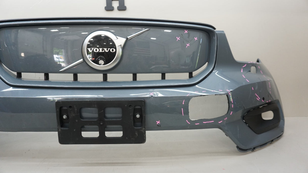 2021 VOLVO XC40 RECHARGE FRONT BUMPER COVER PANEL W/ GRILLE EMBLEM OEM 31455243