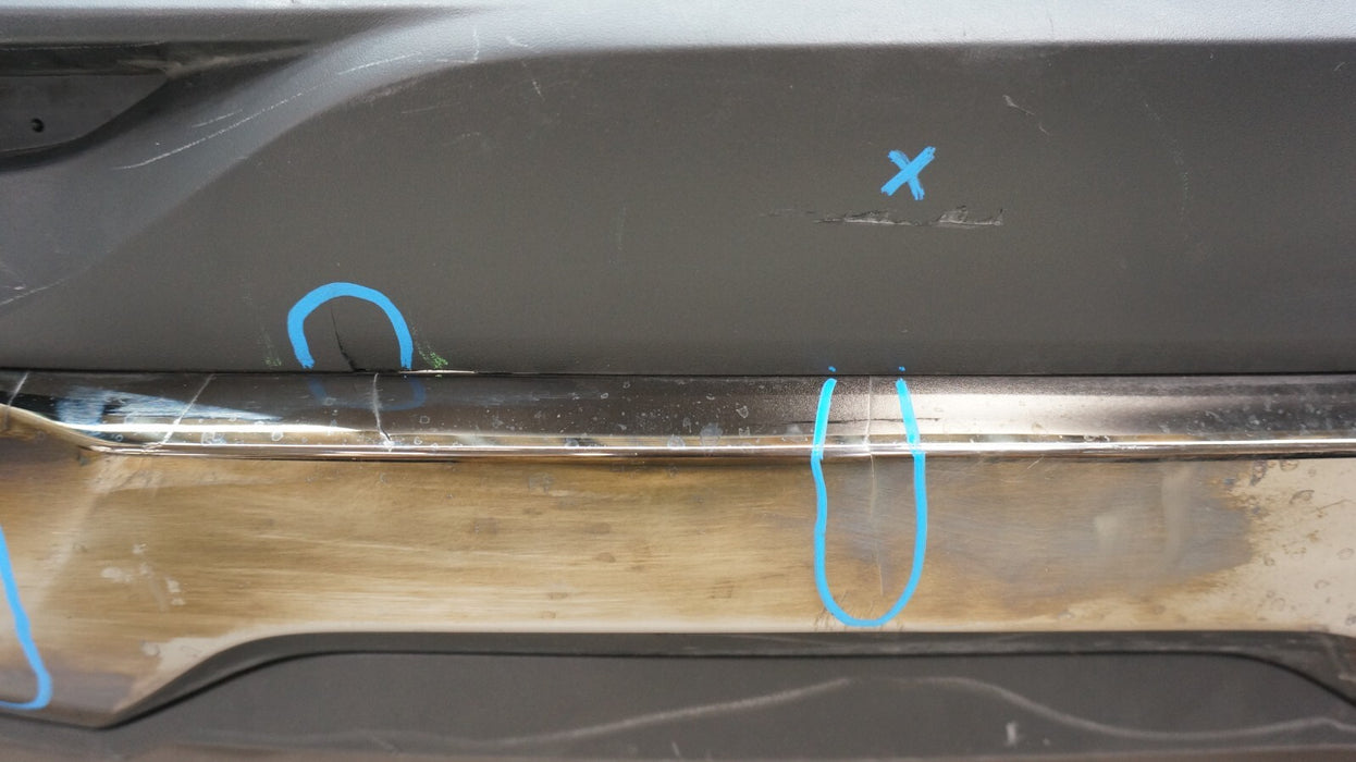 2024-2025 CHEVROLET TRAX REAR LOWER BUMPER VALANCE PANEL OEM 42854916