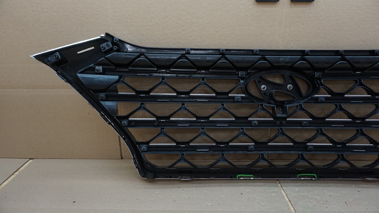 2019-2020 HYUNDAI TUCSON GRILL W/EMBLEM CAMERA HOLE 86351-D3610 OEM