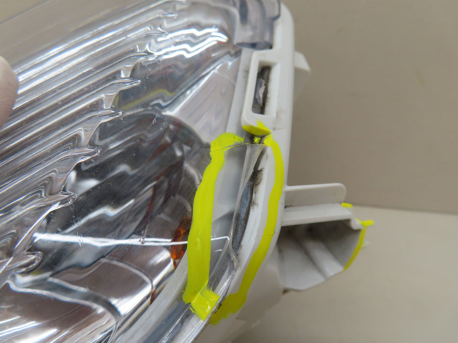 2017 2018 2019 FORD ESCAPE FRONT RIGHT PASSENGER SIDE FOG LIGHT OEM