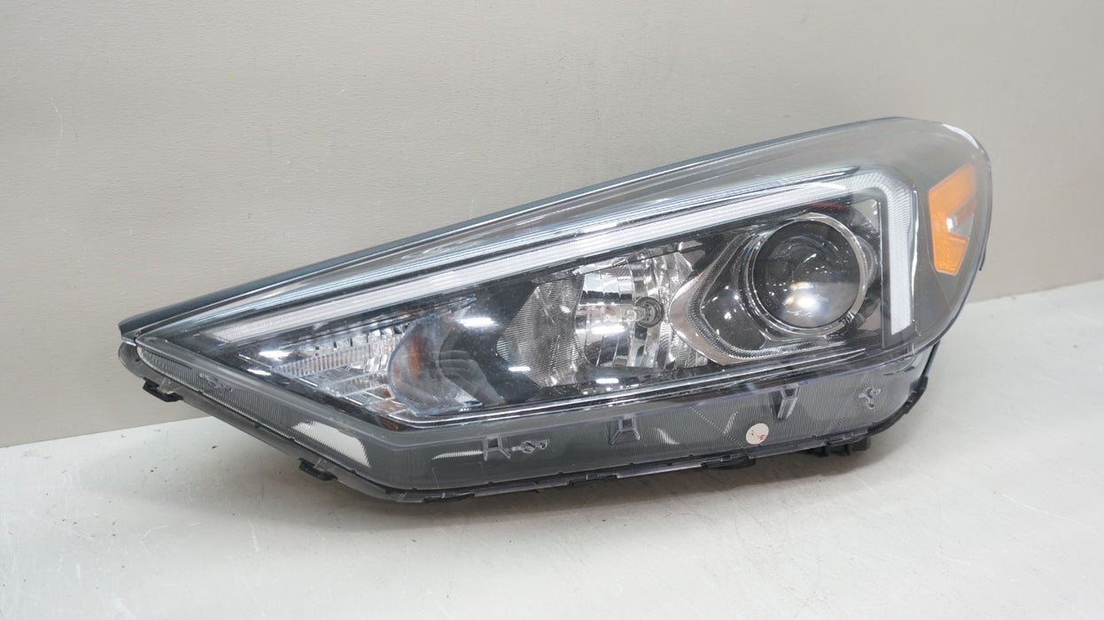 2019-2021 HYUNDAI TUCSON FRONT LEFT DRIVER SIDE HALOGEN HEADLIGHT OEM 92101-D3