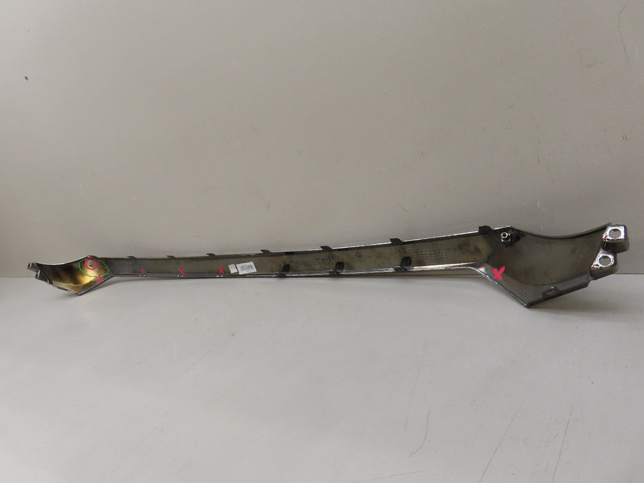 2019 2020 HYUNDAI SANTA FE FRONT CENTER MOLDING OEM