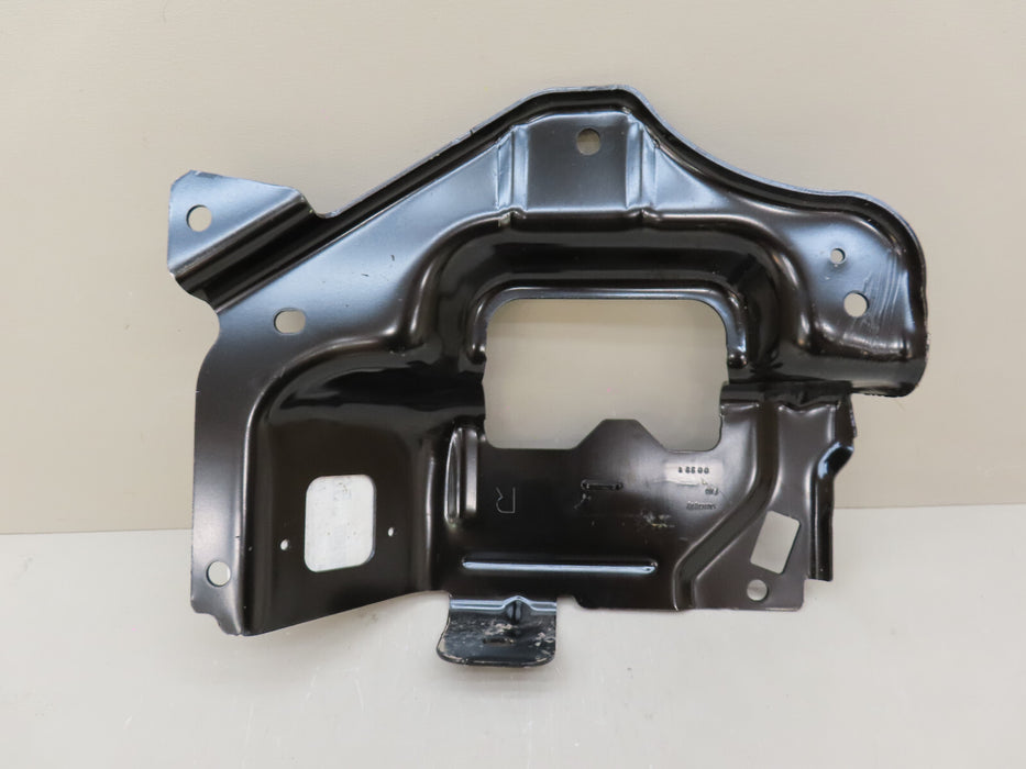 2014 2015 CHEVROLET SILVERADO 1500 FRONT RIGHT BUMPER INNER BRACKET OEM 22944861