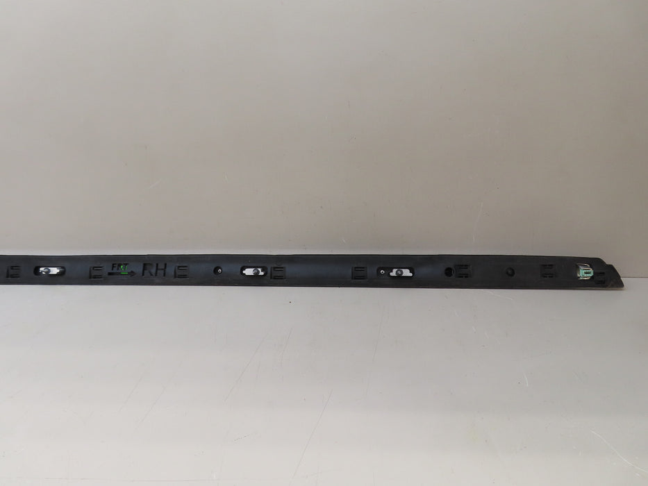 2016-2020 CADILLAC ESCALADE ESV RIGHT PASSENGER ROOF SIDE RAIL OEM 84393981