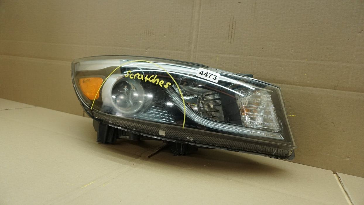 2015-2018 KIA SEDONA RIGHT PASSENGER SIDE HEADLIGHT XENON HID OEM 92102A9120