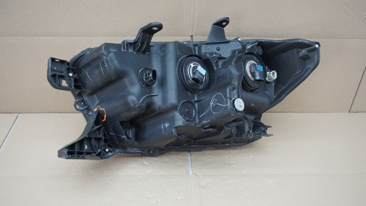 2016-2021 TOYOTA TACOMA FRONT RIGHT PASSENGER RH SIDE LED HEADLIGHT OEM