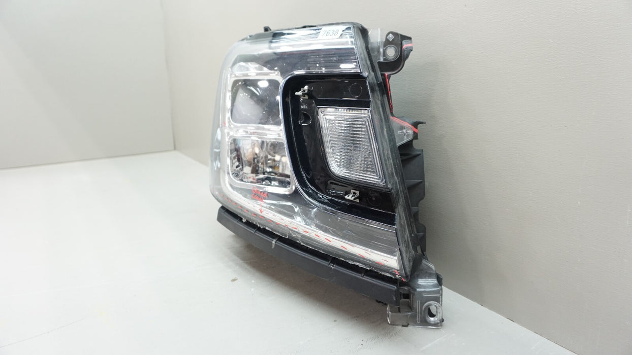 2018-2020 FORD EXPEDITION FRONT RH RIGHT PASSENGER DRIVER SIDE HEADLIGHT OEM