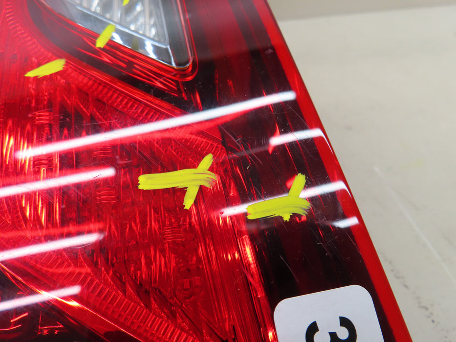 2013 2014 2015 LEXUS GS350 GS450H REAR RIGHT PASSENGER INNER TAIL LIGHT OEM