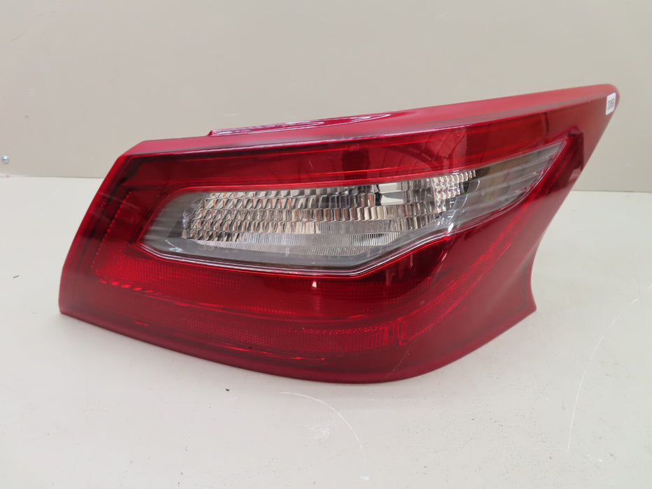 2016 2017 2018 NISSAN ALTIMA RIGHT TAIL LIGHT LAMP OEM