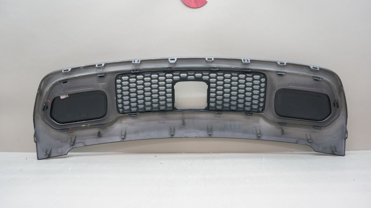 2017-2022 JEEP GRAND CHEROKEE FRONT LOWER BUMPER GRILLE OEM