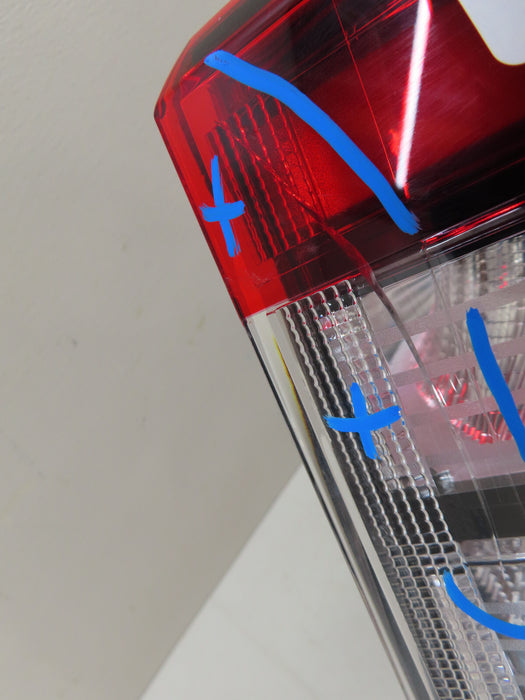 2020-2024 LINCOLN AVIATOR REAR RIGHT PASSENGER TAIL LIGHT OUTER OEM