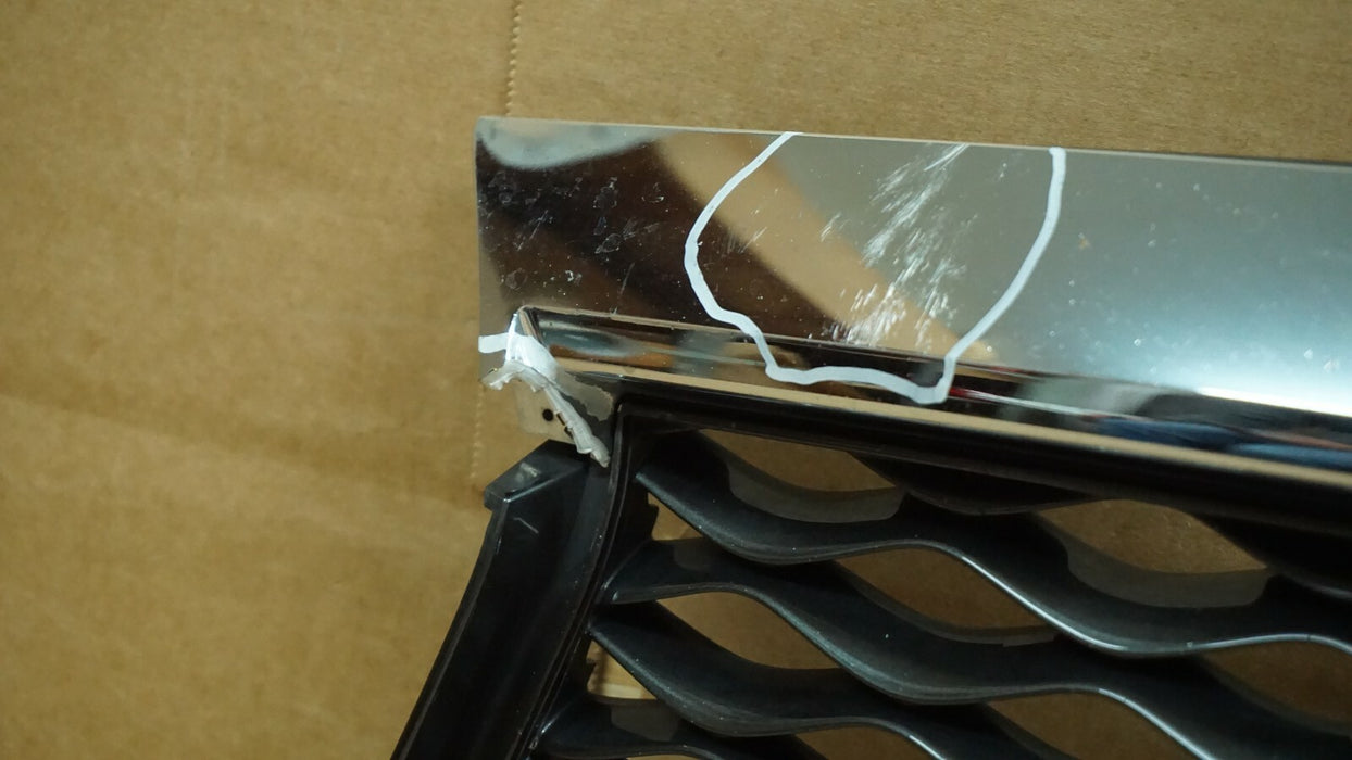 2016-2020 INFINITI QX60 FRONT CENTER RADIATOR GRILL GRILLE W/ CAMERA OEM
