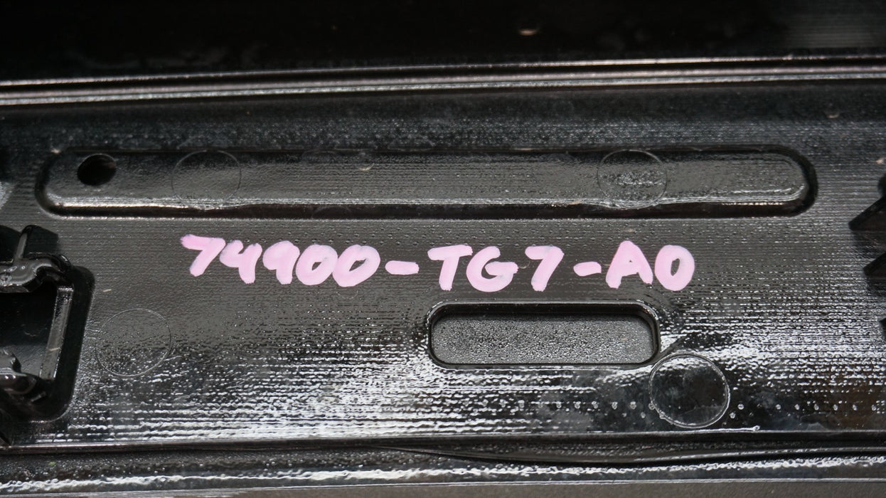 2016-2022 HONDA PILOT REAR LIFTGATE SPOILER TRIM MOLDING 74900-TG7-A0 OEM