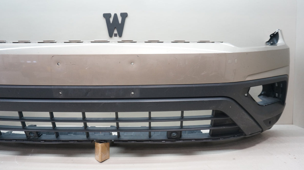 2018-2020 VOLKSWAGEN ATLAS FRONT BUMPER COVER PANEL OEM 3CN807221