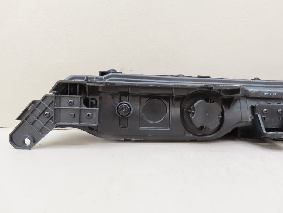 2020-2022 KIA SOUL CENTER HEADLIGHT LAMP OEM 92209-KO