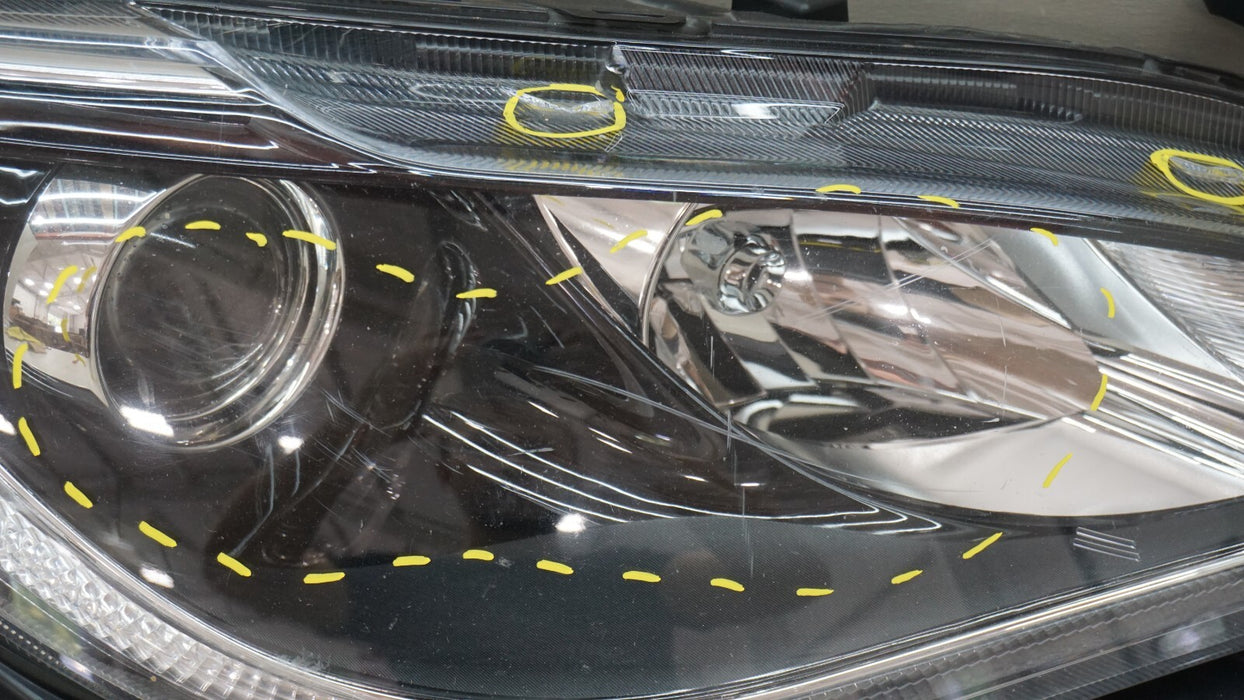2017-2022 CHRYSLER PACIFICA FRONT RH RIGHT PASSENGER SIDE XENON HEADLIGHT OEM