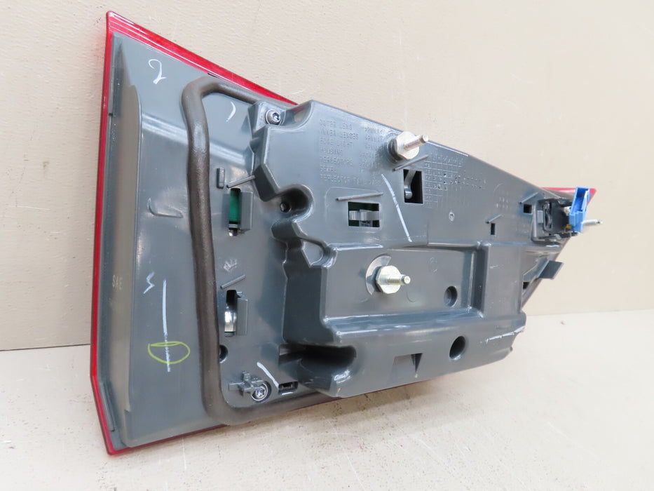 2014-2018 BMW X5 REAR RIGHT PASSENGER TAIL LIGHT INNER LED OEM