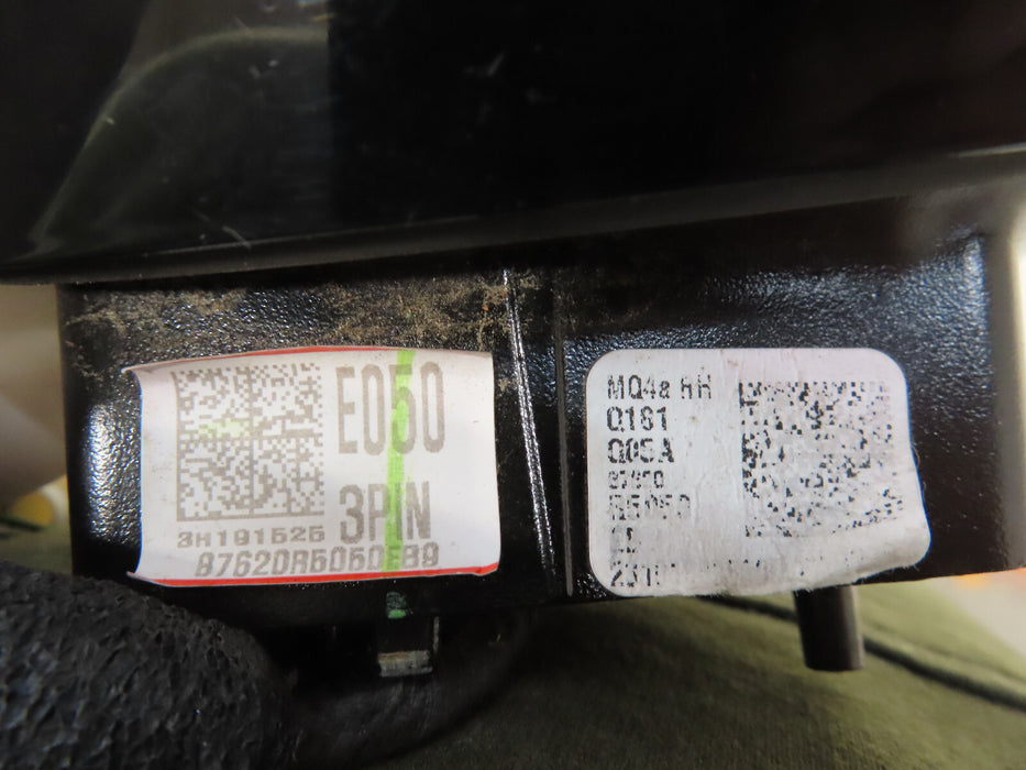 2021-2023 KIA SORENTO FRONT RIGHT PASSENGER SIDE MIRROR OEM