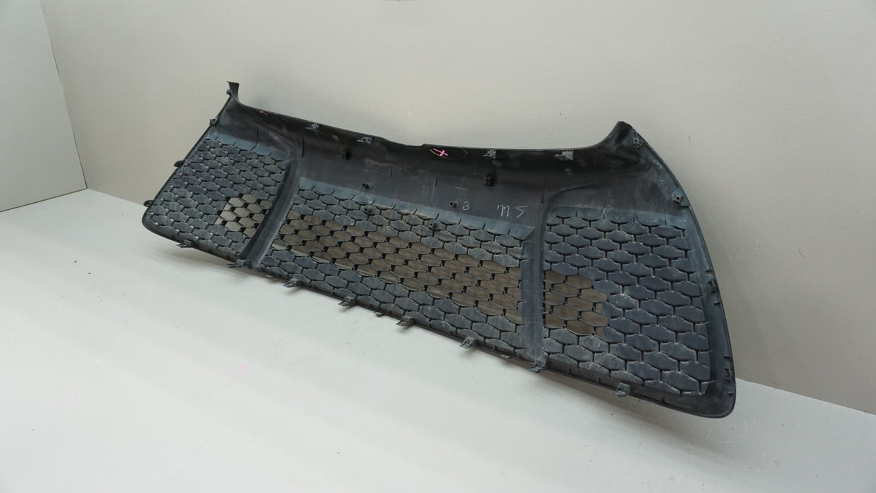 2015-2017 TOYOTA CAMRY SE XSE FRONT CENTER RADIATOR GRILLE OEM