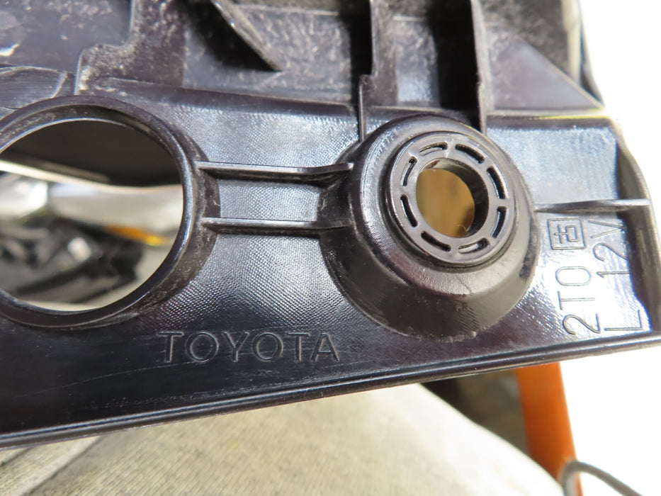 2016 2017 2018 TOYOTA RAV4 LEFT DRIVER LH SIDE HALOGEN TAIL LIGHT LAMP OEM