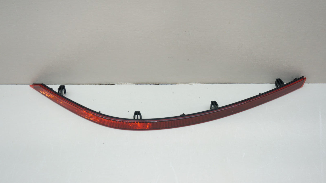 2021-2025 VOLKSWAGEN ATLAS REAR LEFT OUTER BUMPER REFLECTOR LIGHT OEM 3CN945105