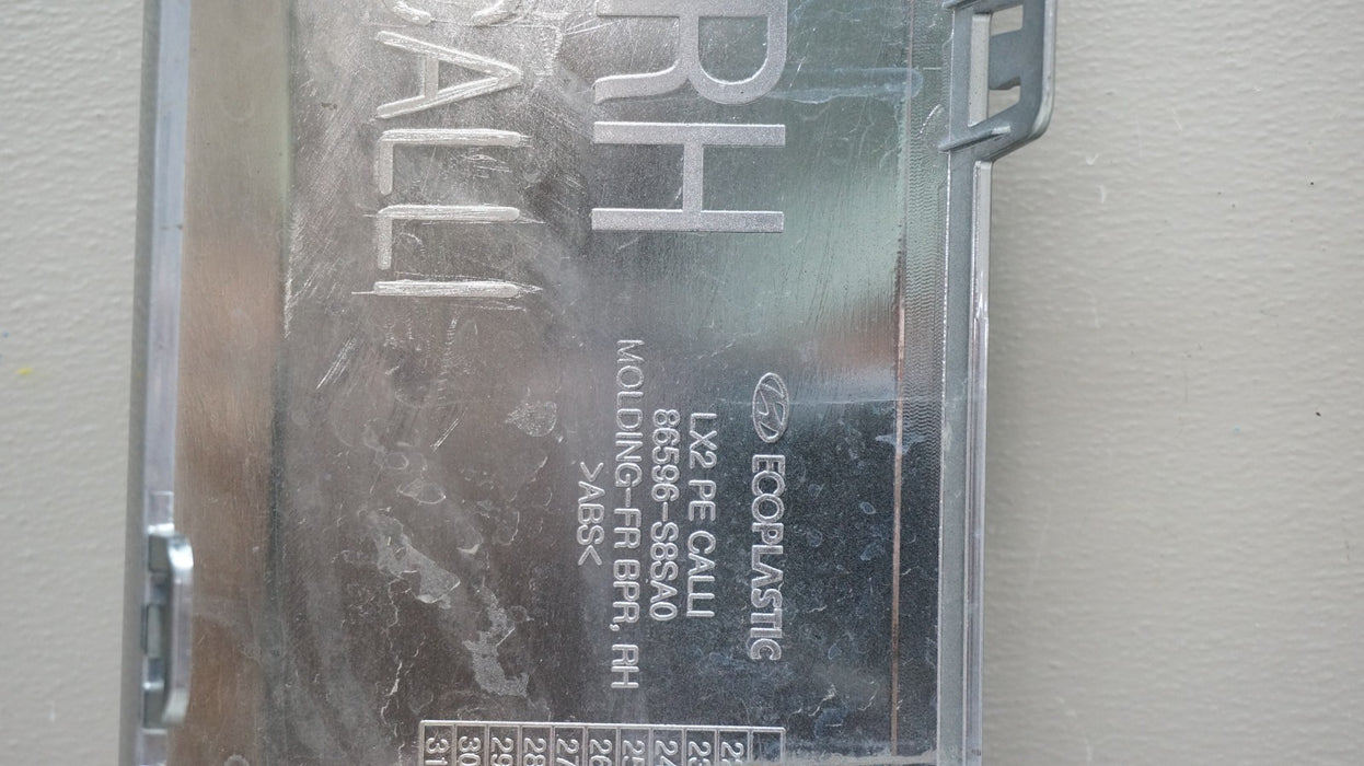 2023-2025 HYUNDAI PALISADE FRONT RIGHT GRILLE MOLDING TRIM OEM 86596-S8SA0