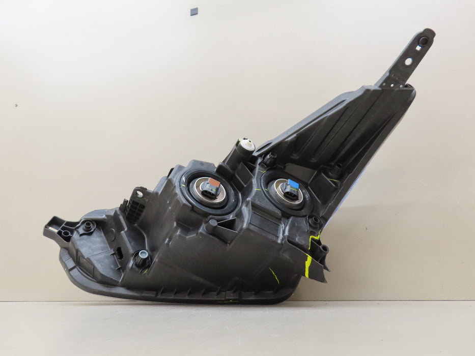 2020-2022 NISSAN VERSA RIGHT PASSENGER SIDE HEADLIGHT HALOGEN OEM